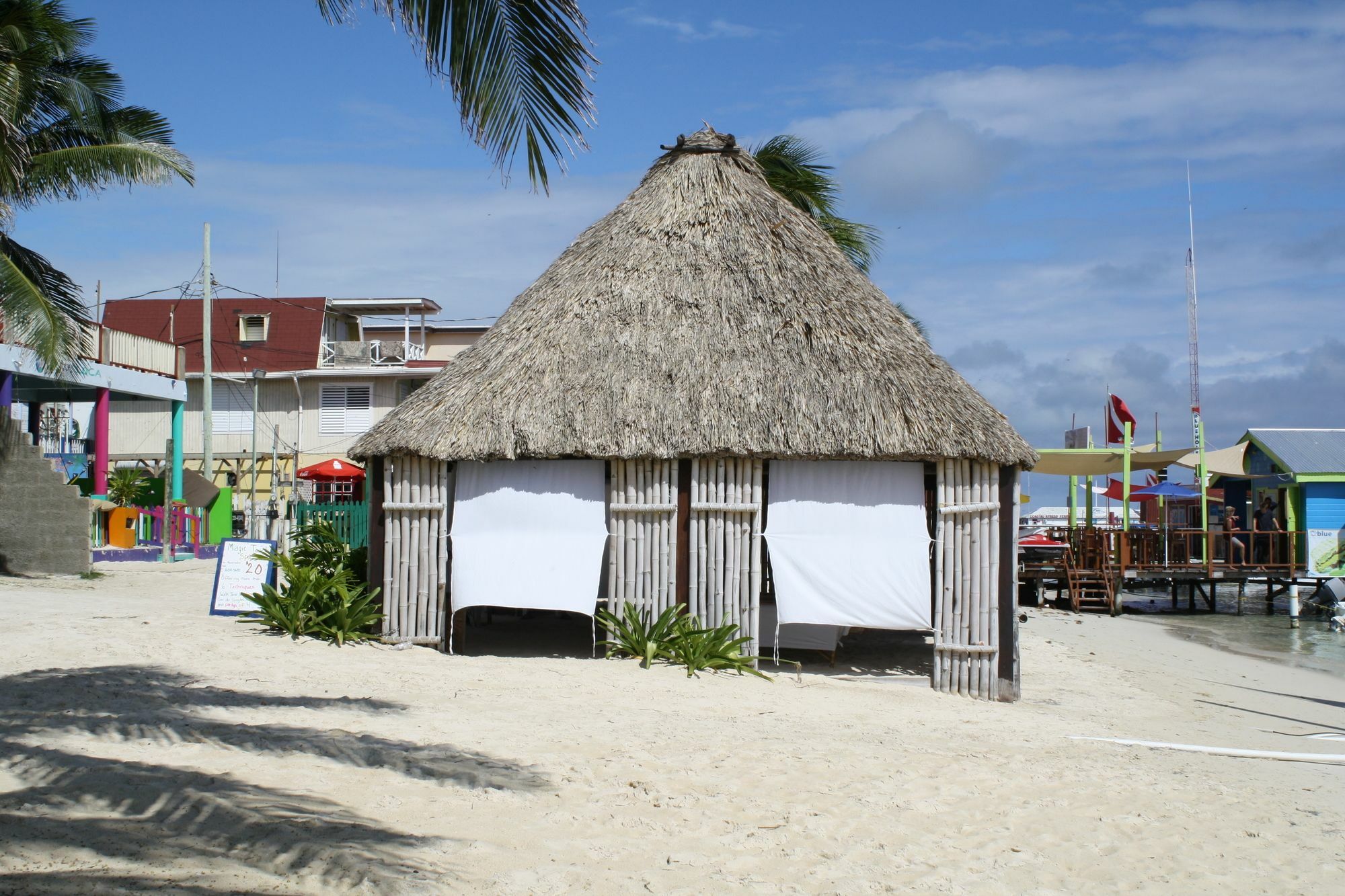 Holiday Hotel San Pedro  Luaran gambar